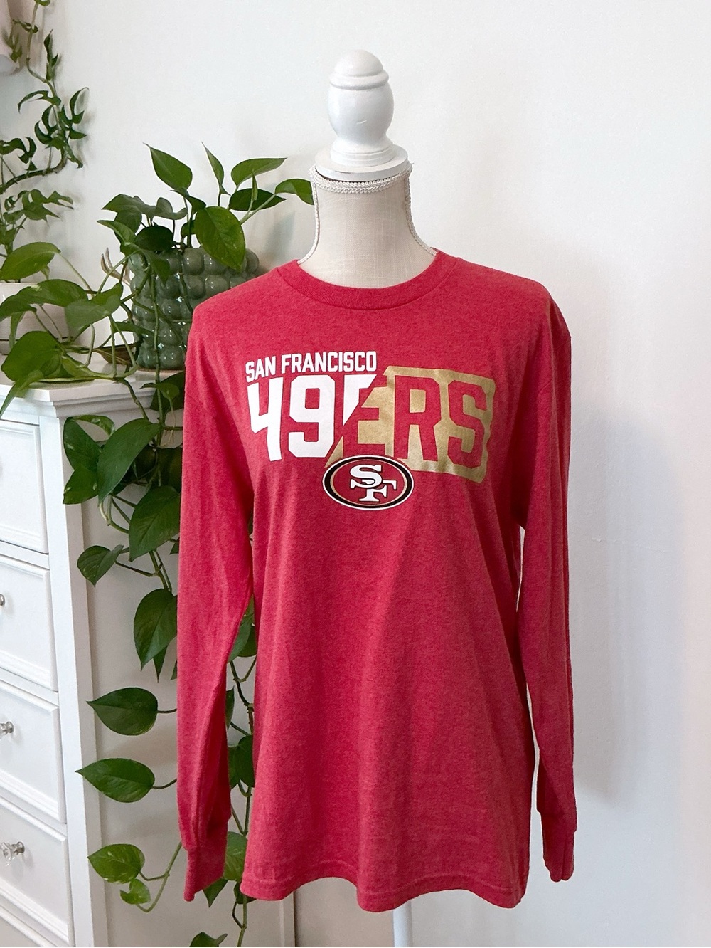 NFL | San Francisco 49ers Long Sleeve Tee size Medium
